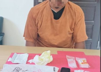 Polsek Perhentian Raja Sergap Pengedar Sabu didepan Kantor Camat Perhentian Raja