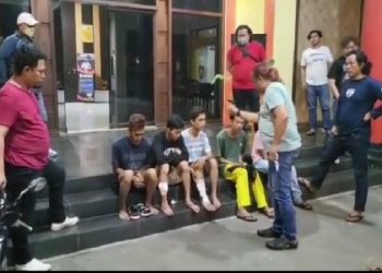 Melawan Saat Ditangkap, Satreskrim Polrestabes Palembang Tembak Begal Sadis Bersenjata Pedang dan Gergaji