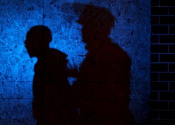 Pria Ini Bunuh Ibunya dengan Pedang, Lukai Paman