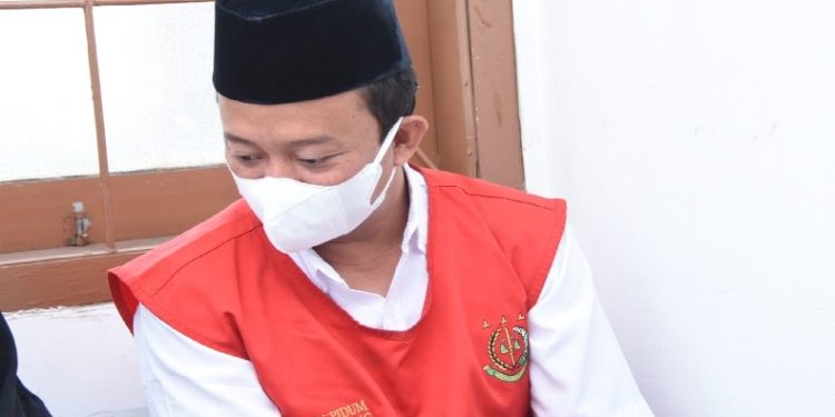 Besok Pengadilan Bandung Bacakan Vonis Herry Wirawan Pelaku Pemerkosa 13 Santri