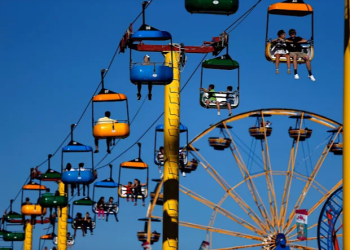 Bocah Perempuan Jatuh dari Wahana Gondola di Florida State Fair