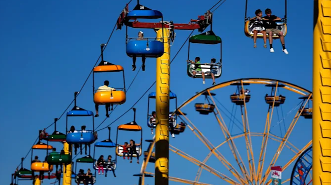 Bocah Perempuan Jatuh dari Wahana Gondola di Florida State Fair