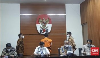 KPK Tahan mantan Dirjen Kemendagri Ardian terkait Kasus Korupsi Dana PEN