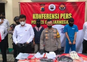 Jualan Video Porno, Pasangan Sejenis di Banjarnegara Ini Mampu Beli Motor