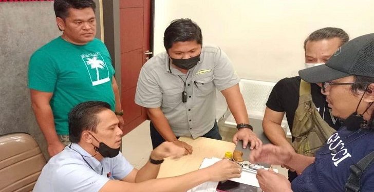 Polda Riau Gagalkan Pengiriman Senjata Api Lewat Boneka