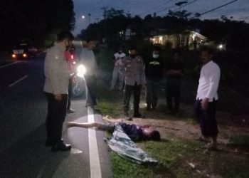 Pria Paruh Baya Ditemukan Tewas Terkapar Dengan Kepala Terluka di Pinggir jalan