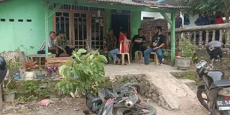 Tak Dikasih Uang Buat Beli Sabu, Pria di lampung Rusak Rumah Mertua