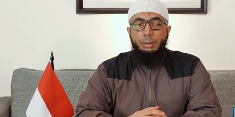 Ustaz Khalid Basalamah Minta Maaf soal Wayang Haram