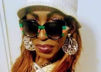 Dipukuli hingga Tewas, Mayat Transgender Ini Ditemukan di Tempat Sampah