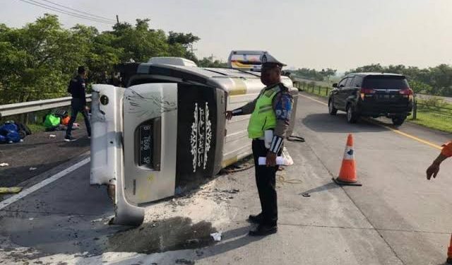 Kecelakaan Beruntun Terjadi di Tol Surabaya-Mojokerto