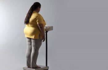 Biarkan Anaknya Menderita Obesitas, Orangtua Ini Malah Dituduh Pembunuh