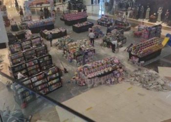 Akibat Angin Kencang, Atap Mal di Kemang Rubuh