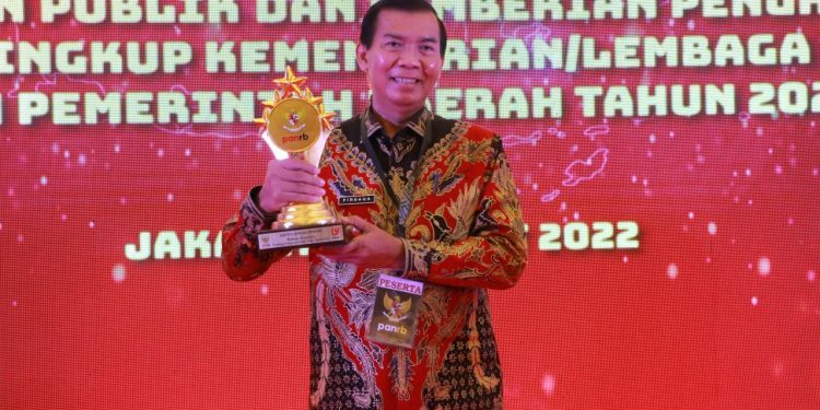 TEMA II : Berkat Tangan Dingin Firdaus-Ayat Pekanbaru Raih Multiprestasi dari Tahun 2012-2022