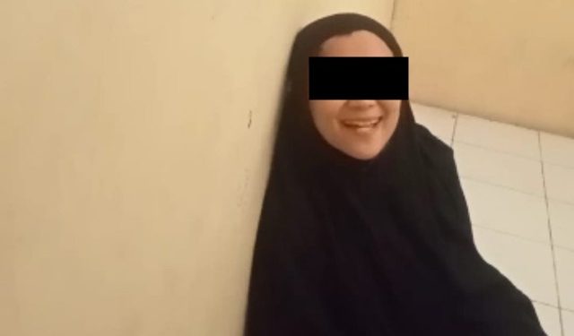 Wanita Ini Tersenyum Lebar Setelah Menggorok Leher Anak-anaknya Sampai Mati