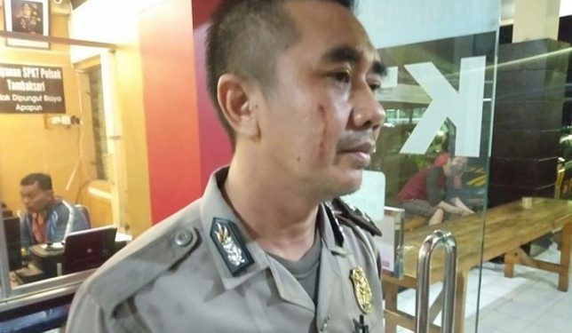 4 Polisi Malah Jadi Sasaran Amukan Massa saat Amankan Pelaku Maling Motor