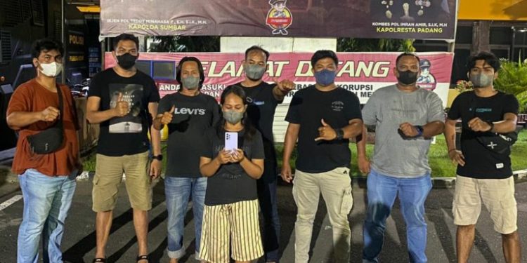 IRT Curi HP Penjaga Toko, Sebelumnya Pura-pura Beli Baju