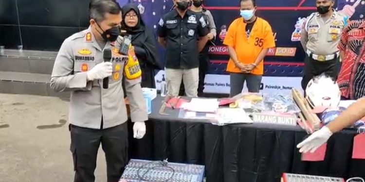 Modus Salat Malam, Maling Spesialis Curi Genset dan Mixer Audio Masjid Digulung Polisi