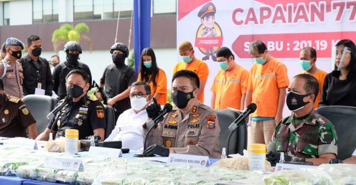 Kapolda Riau Minta Dua Pelaku Pengedar 56 Kilogram Sabu Asal Bengkalis Dihukum Mati