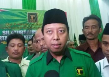 Eks Ketum PPP Romahurmuziy Pilih Tutup Mulut Ketemu Wartawan Usai Diperiksa KPK