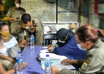 Tunggu Pelanggan di Hotel dan Kos-kosan, 5 PSK Diamankan Satpol  PP