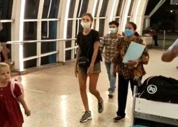 Suaminya Menghilang, Ibu Dan Anak Asal Rusia Overstay 956 Hari di Bali