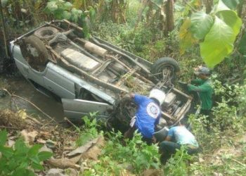 Minibus Terjun ke Sungai di Mojokerto, Berawal dari Kalajengking yang Masuk ke Paha Pengemudi