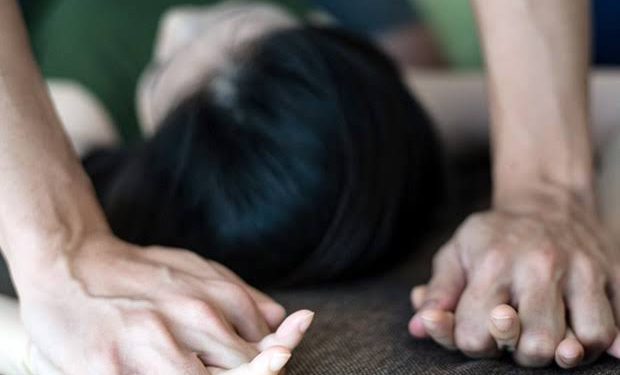 Pria Ini Ajak 2 Teman Perkosa Pacar 8 Kali lalu Membunuhnya