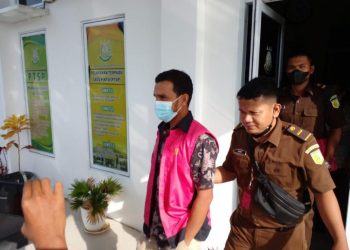 Ditetapkan Tersangka Korupsi Alat IPA, Kejari Kuansing Tahan Direktur CV Elok Juo