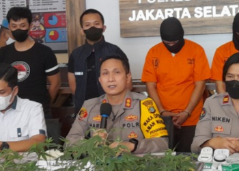 Manfaatkan Apartemen Untuk Budidaya Ganja, 2 Pemuda di Bekasi Raup Untung Rp 40 Juta