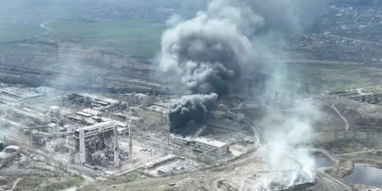 Pabrik Azovstal yang Jadi Pertahanan Terakhir Ukraina di Mariupol Diserbu Rusia