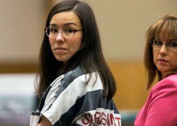 Wanita Tusuk Mantannya Lantaran Cemburu Punya Gandengan Baru