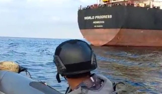 Berlayar dari Dumai, Kapal Tanker Berbendera Liberia Ditangkap di Selat Malaka