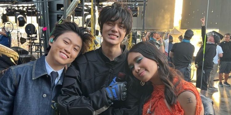 Netizen Indonesia Bangga Dengan Penampilan NIKI, Rich Brian dan Warren Hue di Panggung Coachella