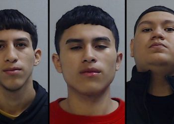 Dua Kakak Beradik Ini Ditangkap setelah Bunuh Ayah Tiri Mereka