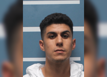 Pria Ini Tembak Mati Pacarnya yang Minta Putus