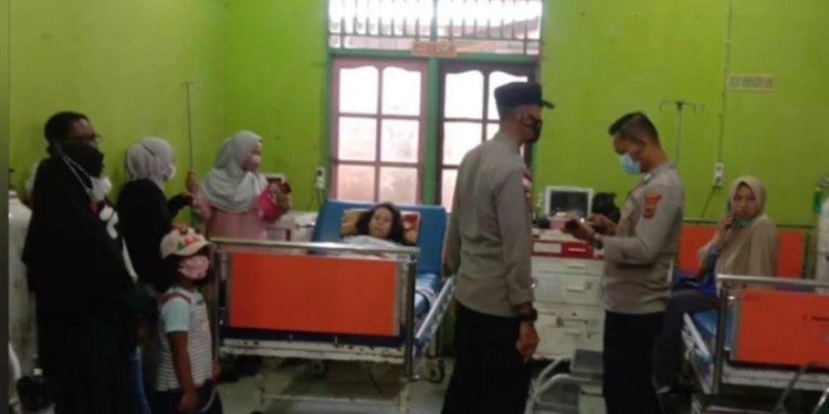 Pria Bertopeng, Aniaya dan Cekik Bidan di Papua