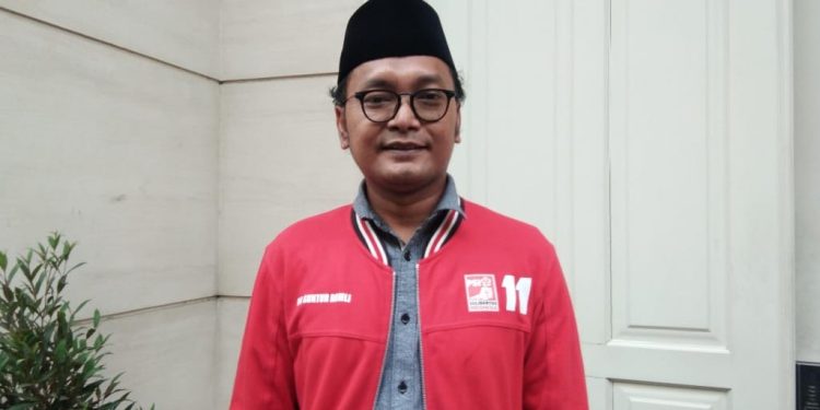 Buntut Dugaan Pencemaran Nama Baik oleh Sekjen PAN, Guntur Romli Diperiksa sebagai Saksi