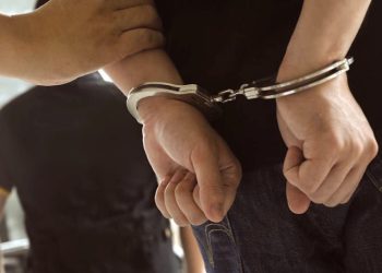 Polisi Bali Menangkap Seorang Pria Karena Memanggang dan Menjual Kue Kering