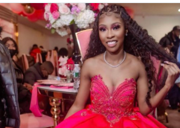 Remaja Ini Ditikam Remaja Lain saat Parade Sekolah, Tewas