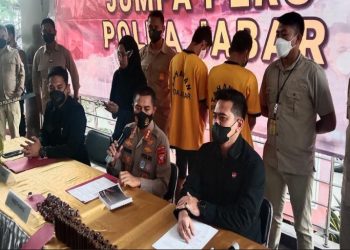 Kompak Mencuri di Gereja, Mertua dan Menantu di Pematangsiantar Meringkuk Dalam Sel Polisi