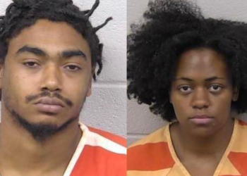 Kedua Orang Tua Ini Didakwa atas Pembunuhan setelah Bayi Mereka Tewas Keracunan Alkohol