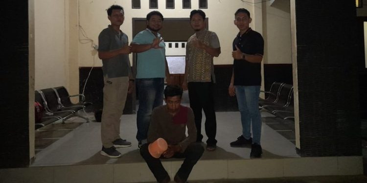 Tak Terima Anak Dipukul, Suami Pukul Istri Pakai Gayung hingga Babak Belur