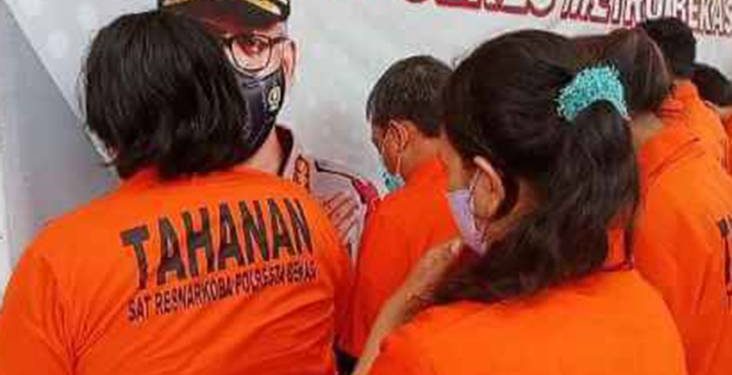 Tergiur Upah Besar, 2 Janda Bekasi Nyambi Jadi Kurir Narkoba