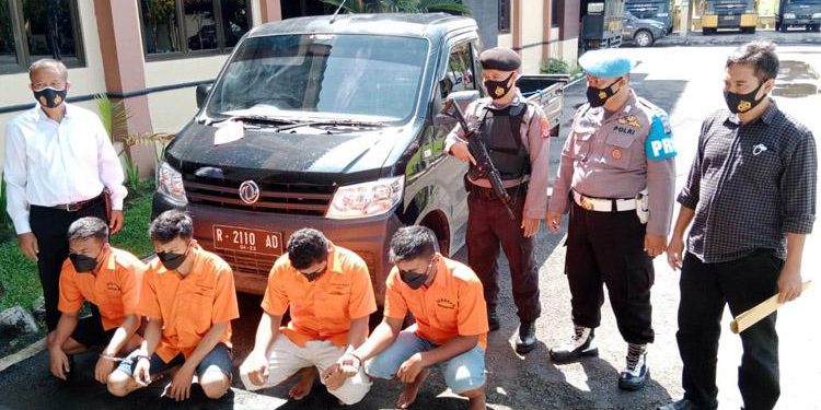 Gadaikan Mobil Rental untuk Judi, 4 Pelaku Ditangkap Polisi