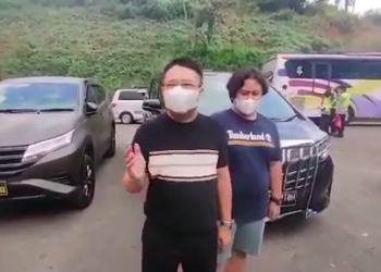 Caci Maki Polisi di Jalan, Penumpang Alphard Minta Maaf