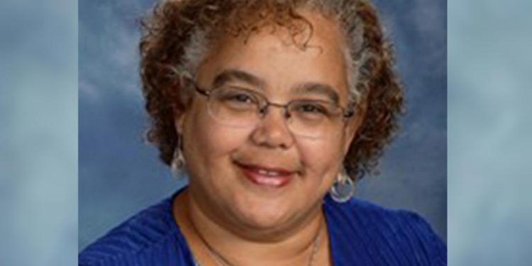 Bimbing Seorang Pemuda, Pendeta Ini Ditikam dan Dibakar