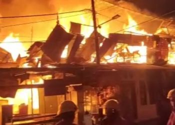 5 Petak Rumah di Padang Hangus Terbakar, 25 Orang Mengungsi