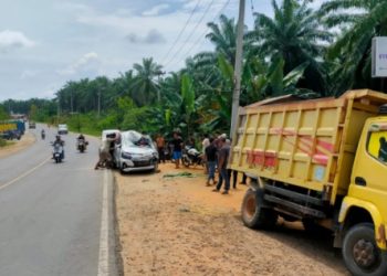 Diduga Mengantuk, Xenia Tabrak Pejalan Kaki di Rohil Hingga Tewas