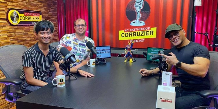 Usai Undang Ragil dan Pasangannya, Pengikut Deddy Corbuzier di Instagram Anjlok
