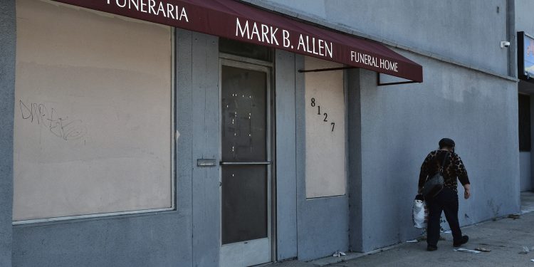 11 Jenazah, Termasuk Seorang Bayi, Ditemukan Membusuk di Rumah Duka